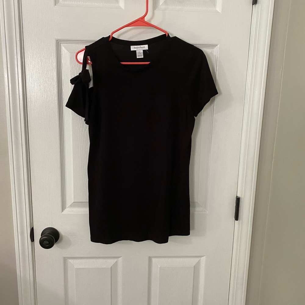 Motherhood maternity short sleeve, size small